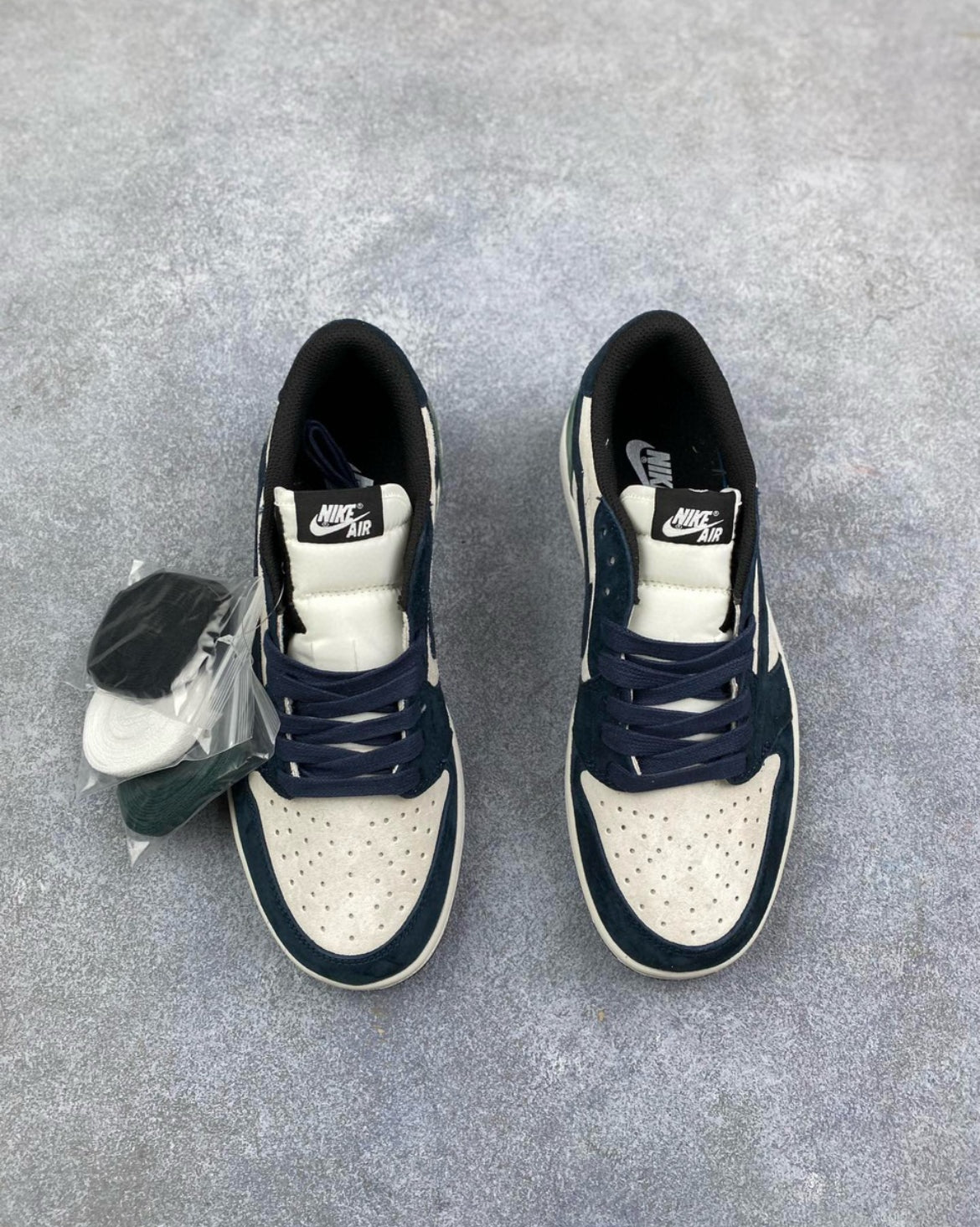 Air Jordan 1 Low x Travis Scott
